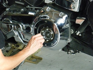 ハーレーのクラッチ調整