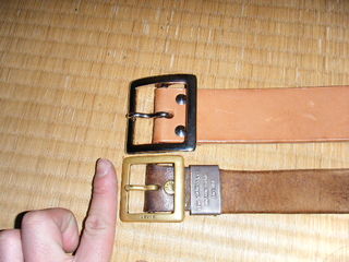 ハーレーダビッドソンに乗るときのレザーベルト比較