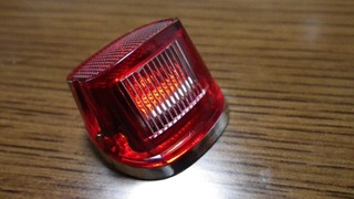 ハーレーダビッドソンのテールライトレンズ