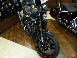 ハーレースポーツスターXR1200X
