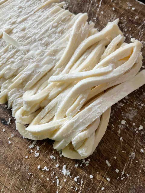 56B0F8ED-93CA-4896-B696-944326D2613B