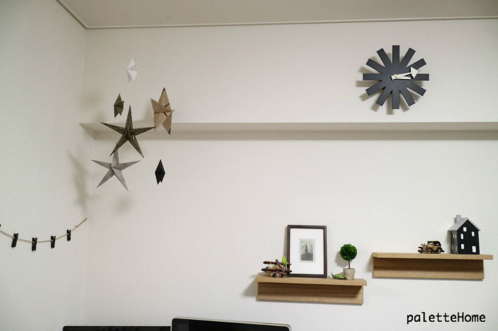 折り紙で作った立体的な星の飾り 天井飾りの作り方 Palette Home