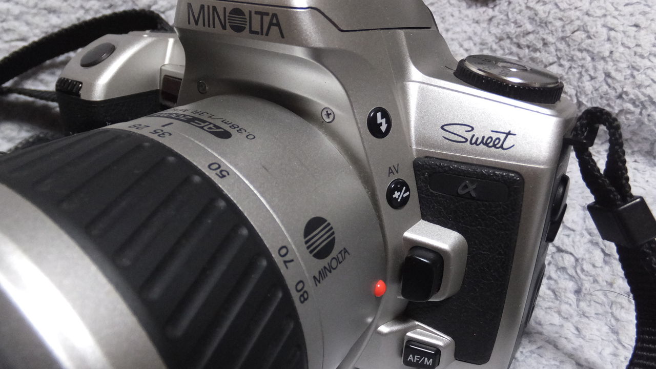 MINOLTA  Sweet S　フィルムカメラ ミノルタ MINOLTA Sweet S α フィルムカメラ＋レンズ - メルカリ