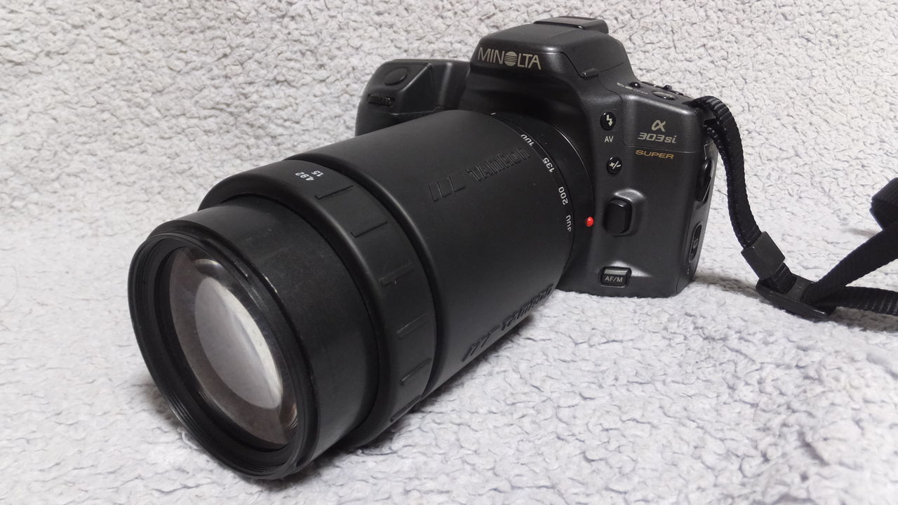 フィルムカメラ】Minotla α-303si SUPER : ヘンリー3世の