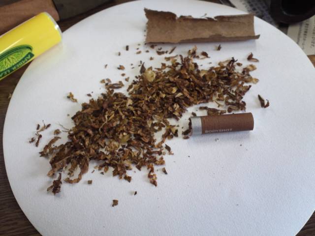 ボディ ショット エナジードリンク ヘンリー３世のシガリロレビュー