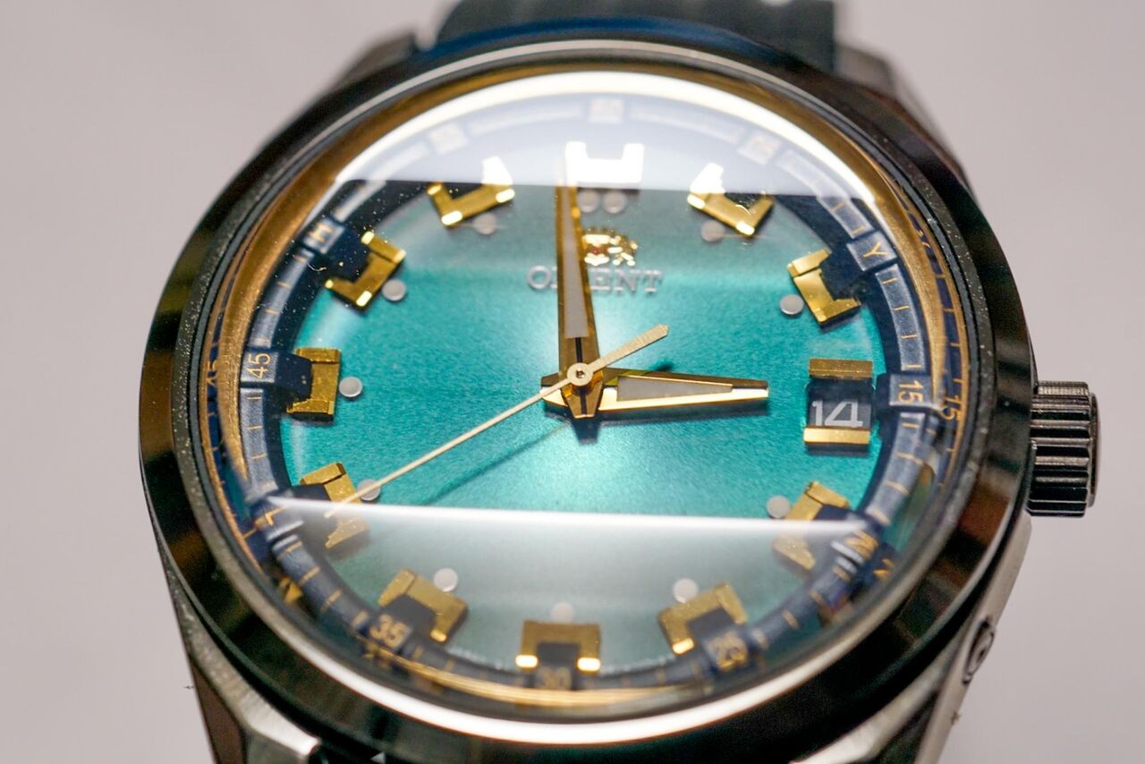 オリエント Neo70 S ソーラー電波 いい感じのシンプルさ ヘンリー３世のシガリロレビュー