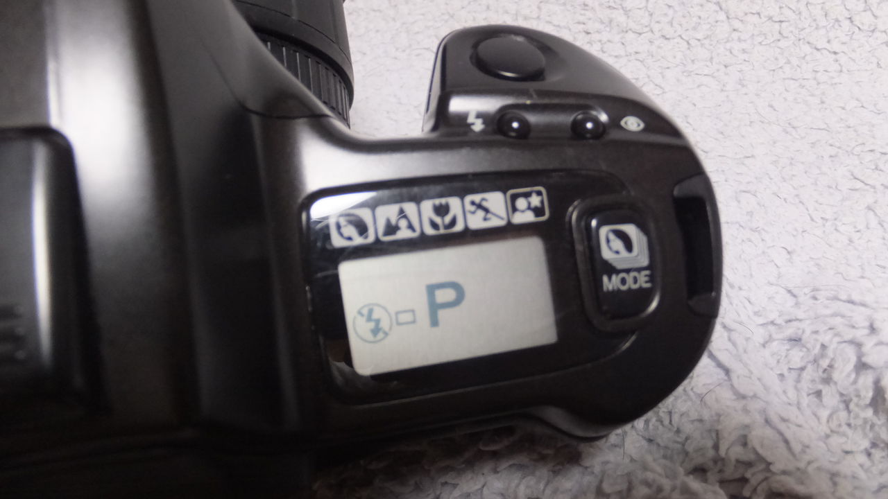 フィルムカメラ】Minolta α-101si : ヘンリー3世のシガリロレビュー