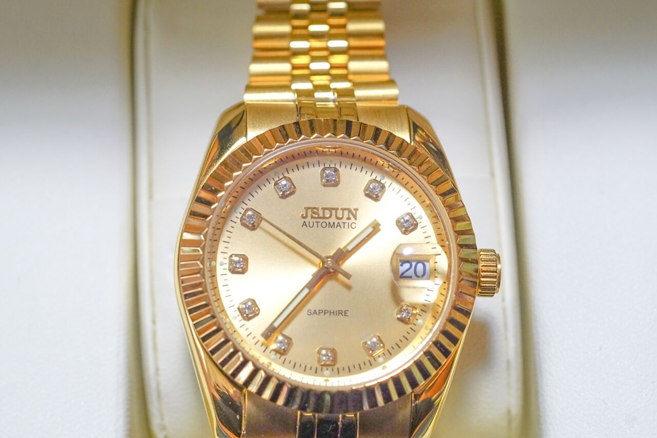 またも懲りずに謎の中華ウォッチ Jsdun を購入 笑 ヘンリー３世のシガリロレビュー