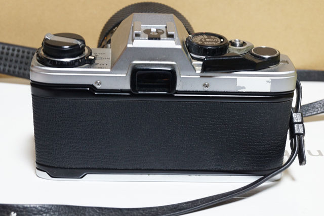 フィルムカメラ】OLYMPUS OM-10 1979年 : ヘンリー3世のシガリロレビュー