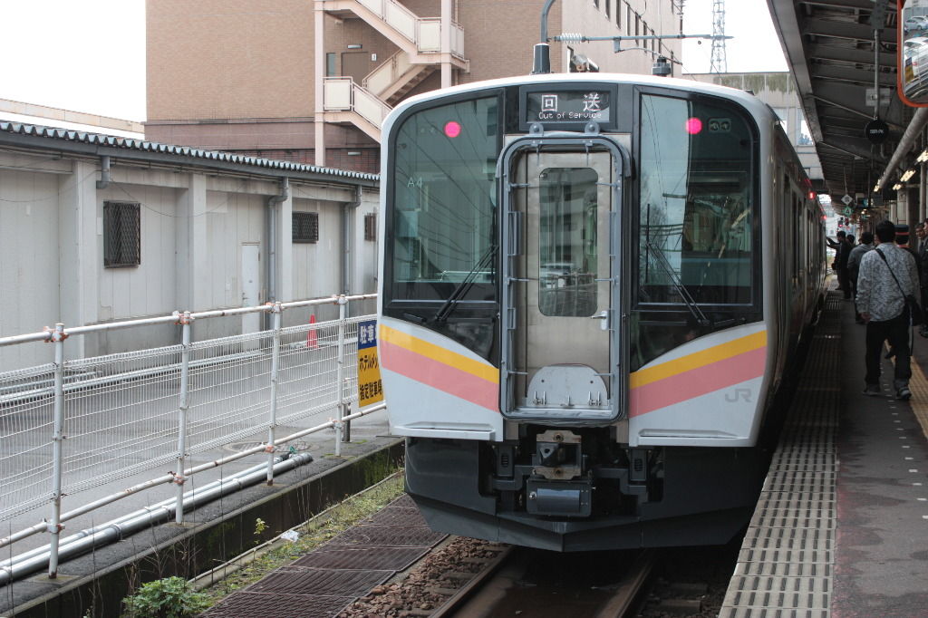 E129系お披露目 : ぶろぐぱなぱな(verⅡ)