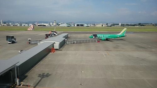 県営名古屋空港 展望デッキにて