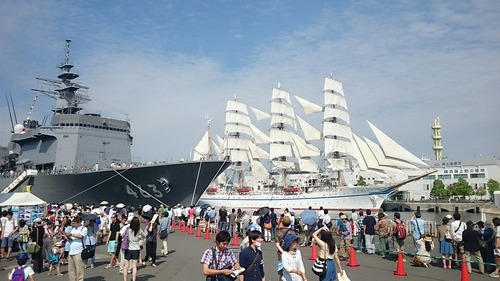 横浜開港祭 ２代目「帆船日本丸」 セイルドリル 新港埠頭