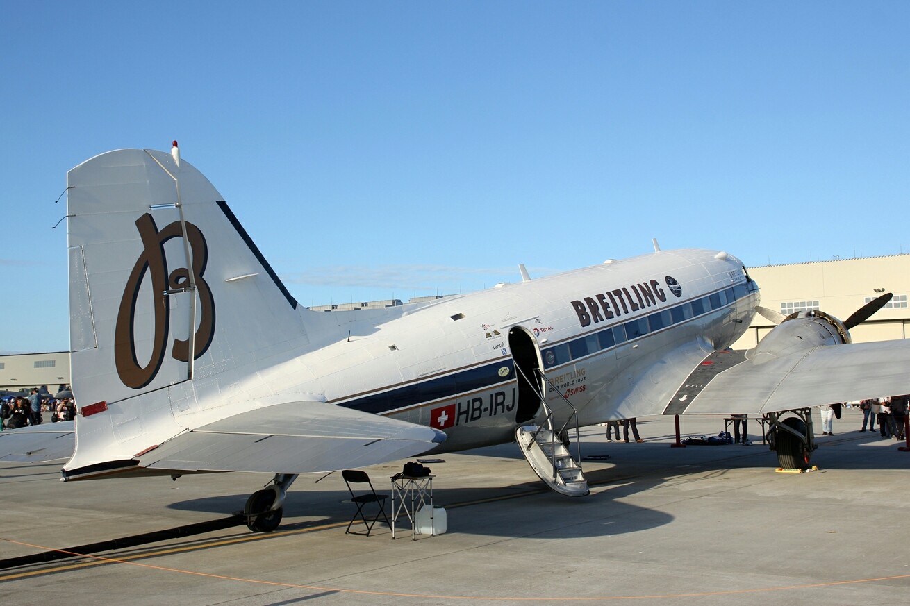 地上展示 ブライトリング ダグラスｄｃ ３ ｈｂ ｉｒｊ ５月５日 岩国基地フレンドシップ デー２０１７ ぱんこの撮影日記 本館