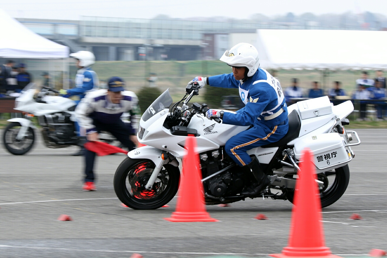 第42回警視庁白バイ安全運転競技大会 ～3月31日 警視庁白バイ訓練
