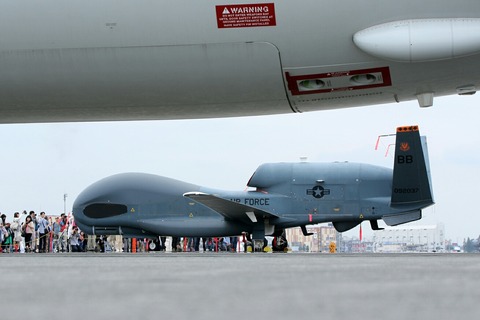 092037 RQ-4 Global Hawk RJTY 横田基地日米友好祭