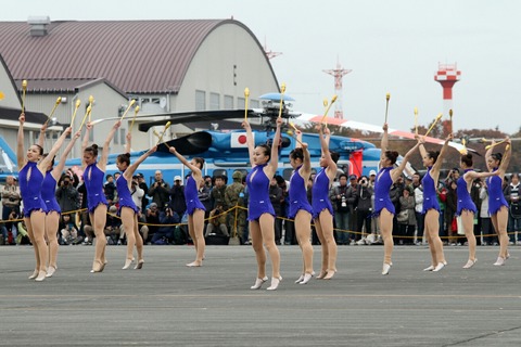 新体操演技 東京女子体育大学 立川防災航空祭 2012.11.11