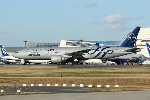 EI-DDH B777-200 AZA SKY TEAM RJAA