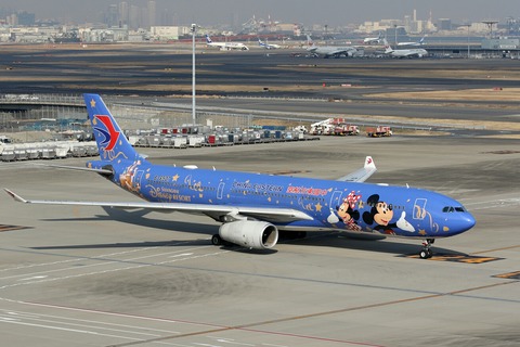 B-6507 A330-300 CES Shanghai Disney Resort RJTT