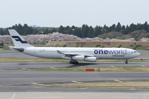 OH-LQE A340-300 FIN one world RJAA