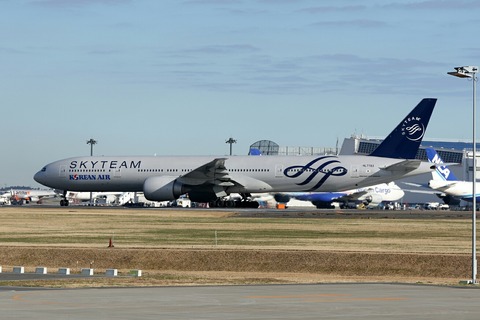 HL7783 B777-300 KAL SKY TEAM RJAA