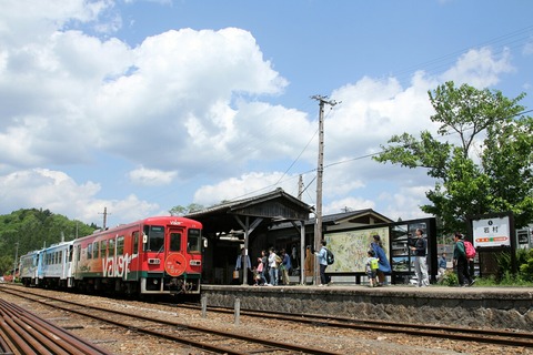 明知鉄道 アケチ10形 急行 大正ロマン号 岩村駅