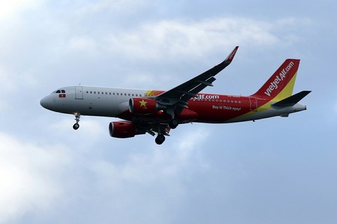 VN-A664 A320-200 VJC RJAA