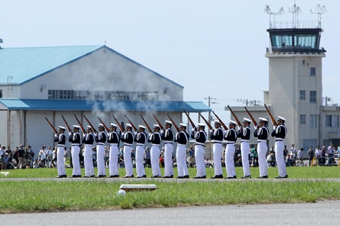 防衛大学校儀仗隊 ドリル 木更津航空祭 陸上自衛隊 木更津駐屯地