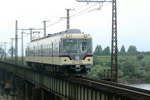 富山地方鉄道 14760形電車 常願寺川橋梁