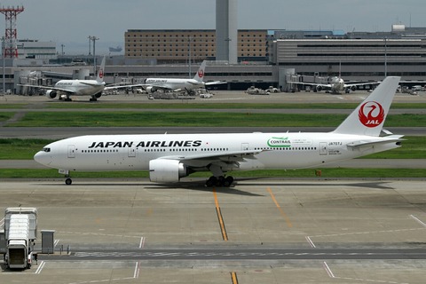 JA707J B777-200 JAL CONTRAIL RJTT