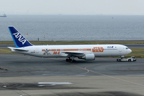 JA604A B767-300 ANA STAR WARS ANA JET RJTT