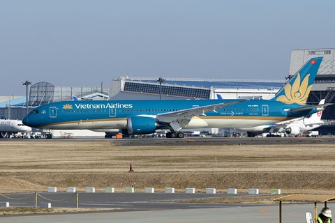 VN-A865 B787-9 HVN RJAA