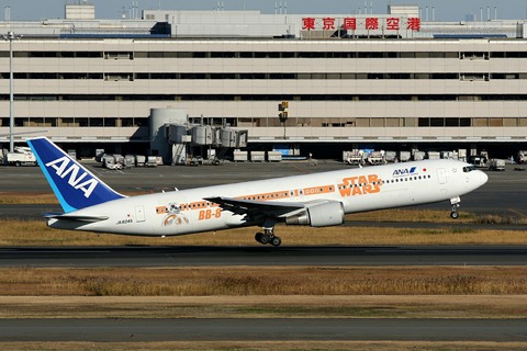 JA604A B767-300 ANA STAR WARS ANA JET RJTT