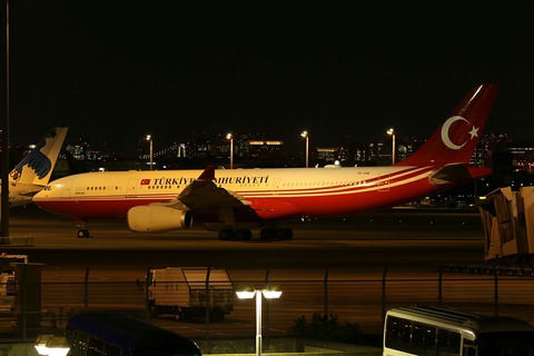TC-TUR A330-200 Türkiye Cumhuriyeti RJTT V.I.P.Flight