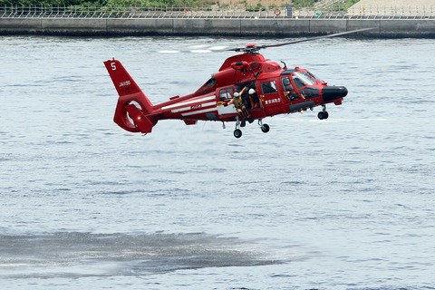 JA119G つばめ 東京消防庁 水の消防ページェント 東京みなと祭