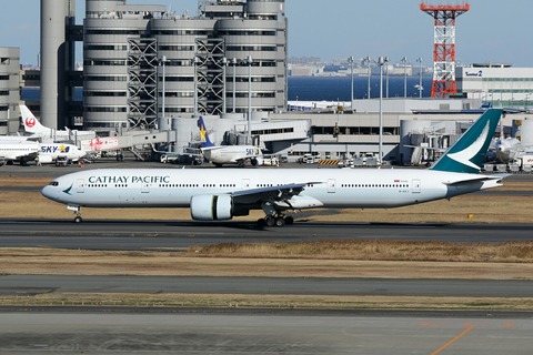 B-KPJ B777-300 CPA NEW COLOR RJTT