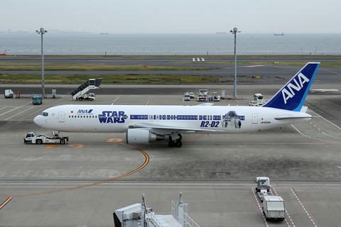 JA604A B767-300 ANA STAR WARS ANA JET RJTT