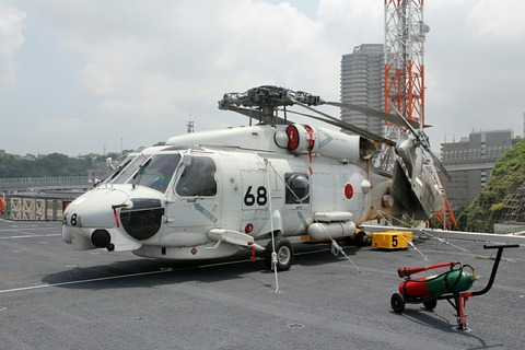 21-8268 SH-60J 哨戒ヘリコプター 海上自衛隊 護衛艦いずも