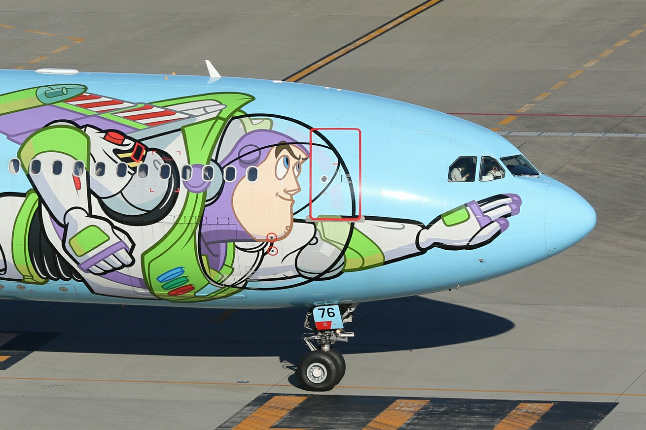 中国東方航空 エアバスA330-300 トイ・ストーリー特別