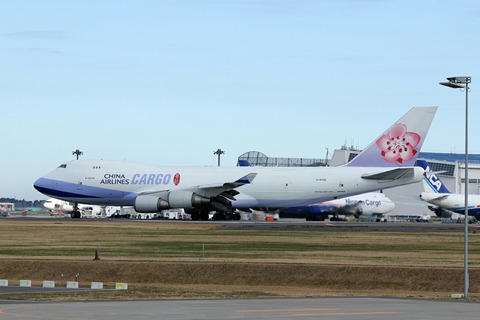 B-18725 B747-400F CAL RJAA