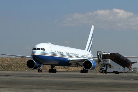 N804MS B767-300 Las Vegas Sands RJTT 2012.3.25