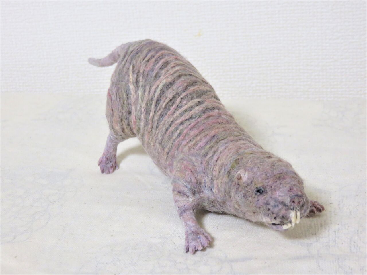 ハダカデバネズミ : 羊毛の苑～生き物羊毛フェルト～