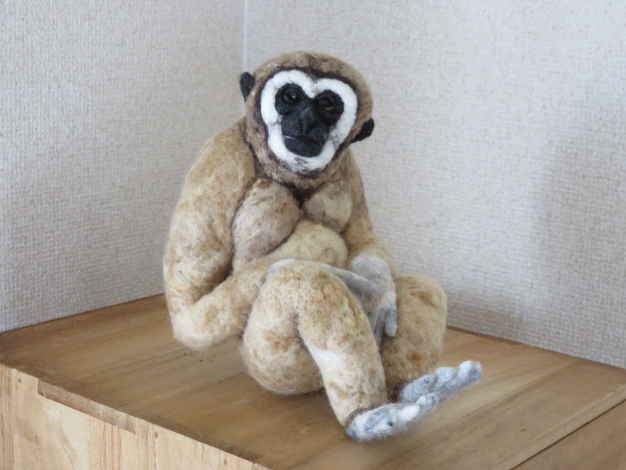 シロテテナガザル 羊毛の苑 生き物羊毛フェルト