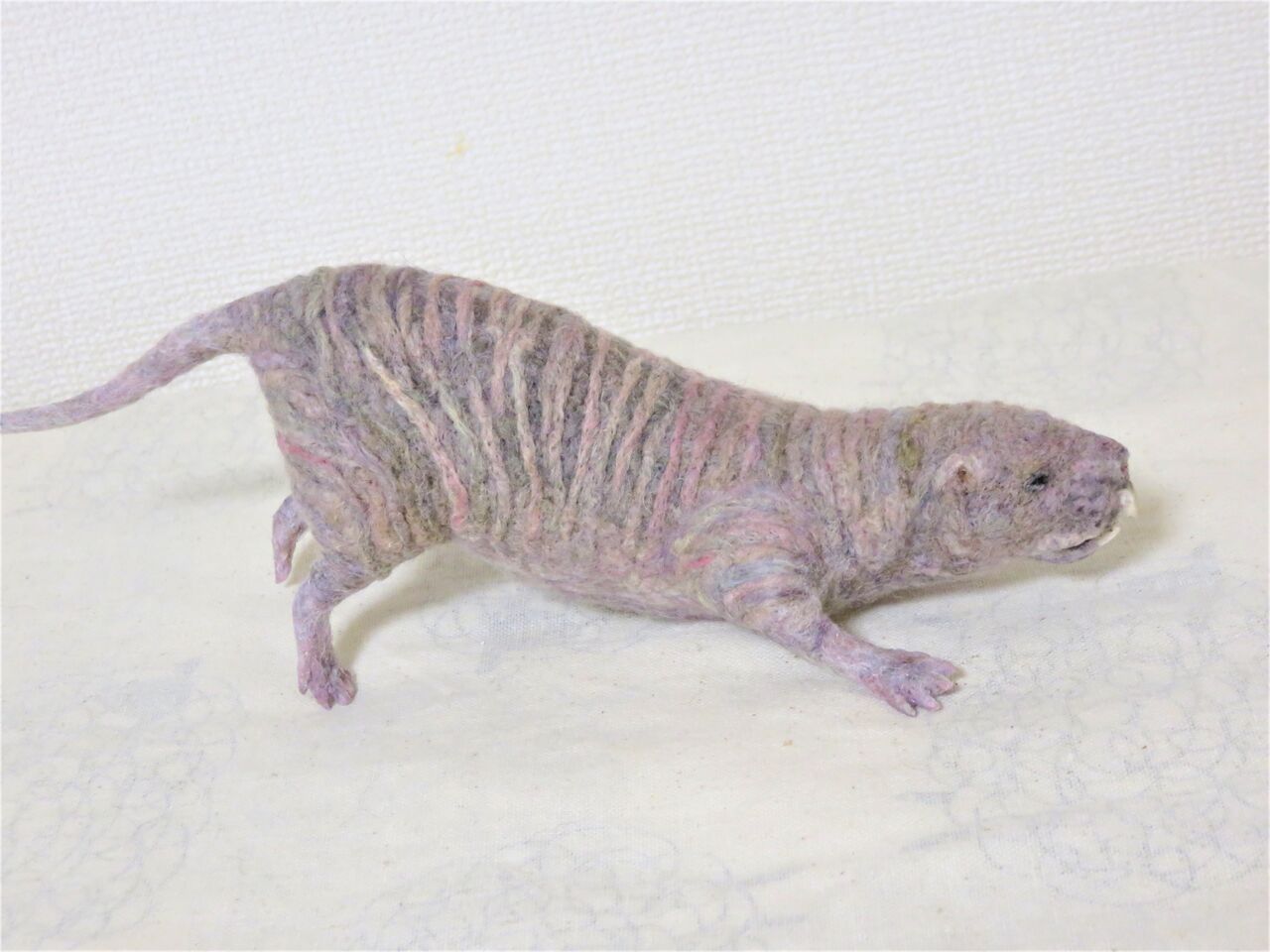 ハダカデバネズミ : 羊毛の苑～生き物羊毛フェルト～