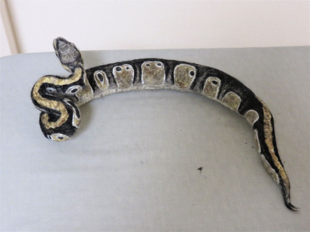 ボールパイソン 羊毛の苑 生き物羊毛フェルト ボールパイソン 羊毛の苑 生き物羊毛フェルト