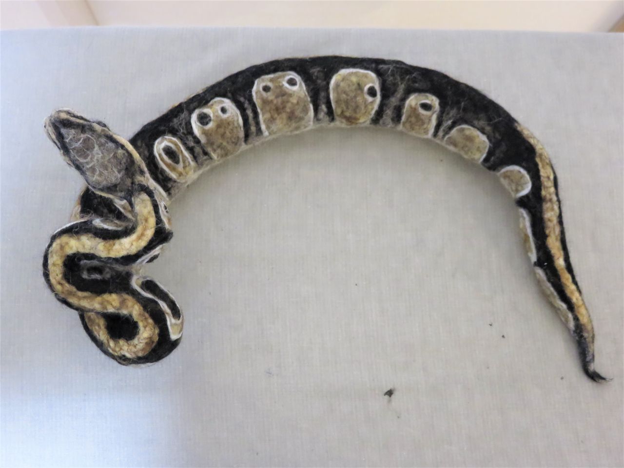 ボールパイソン 羊毛の苑 生き物羊毛フェルト ボールパイソン 羊毛の苑 生き物羊毛フェルト