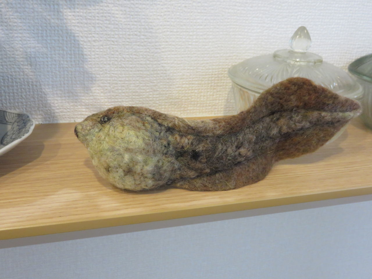 アベコベガエルのおたまじゃくし 羊毛の苑 生き物羊毛フェルト