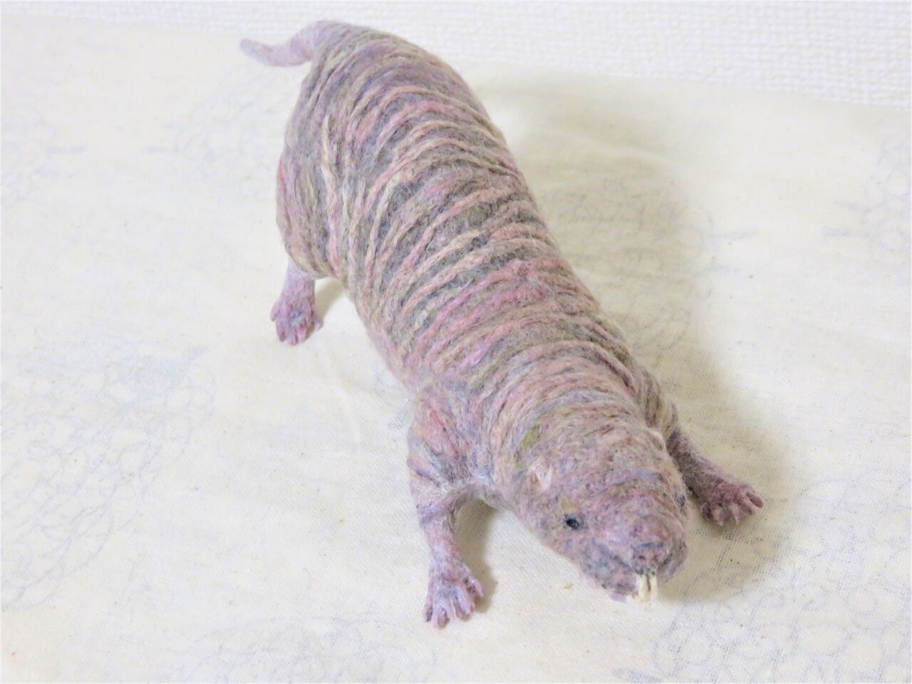 ハダカデバネズミ : 羊毛の苑～生き物羊毛フェルト～