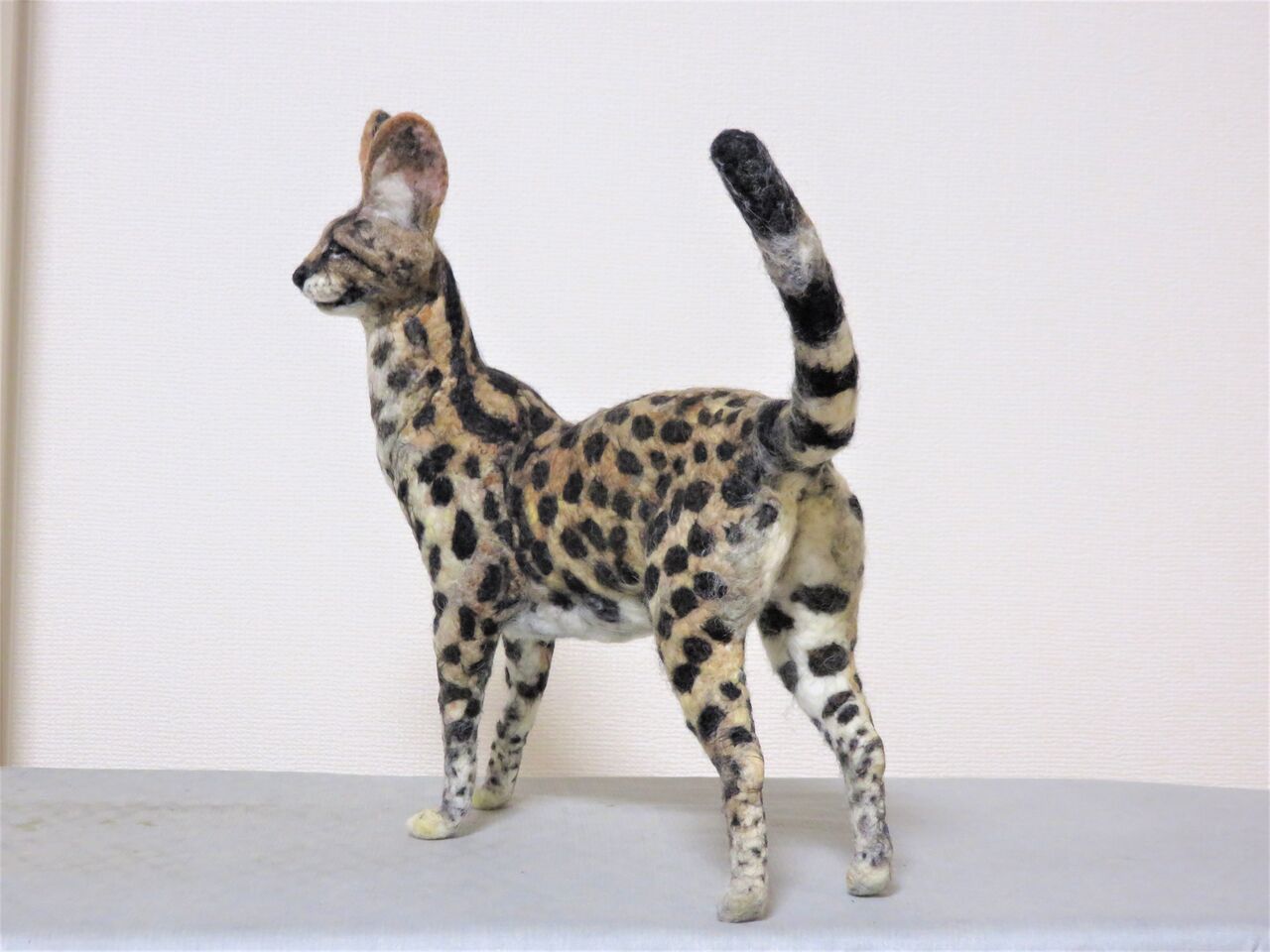 羊毛フェルト 猫 ハンドメイド ベンガル 置物