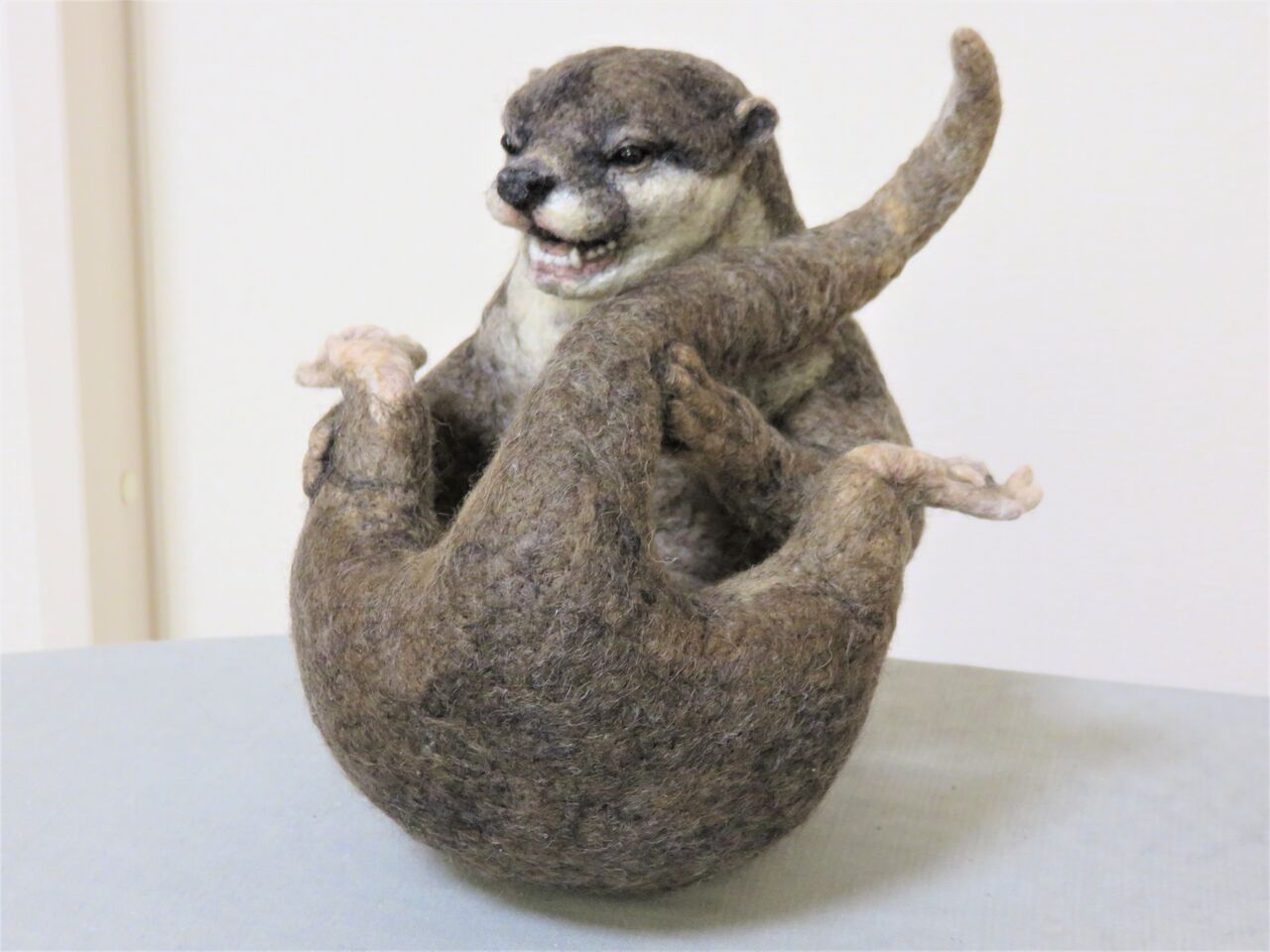 カワウソ 羊毛の苑 生き物羊毛フェルト カワウソ 羊毛の苑 生き物羊毛フェルト