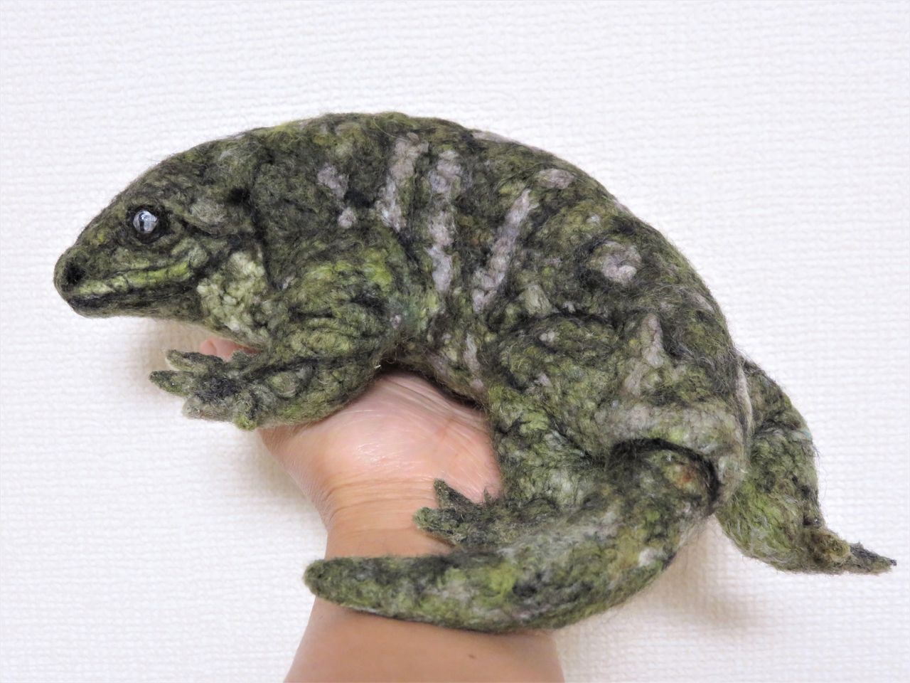 ツギオミカドヤモリ 羊毛の苑 生き物羊毛フェルト ツギオミカドヤモリ 羊毛の苑 生き物羊毛フェルト